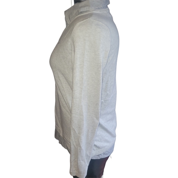 Tommy Hilfiger Pale Gray V-Neck Sweater with Faux Attached Shirt M - Picture 5 of 6